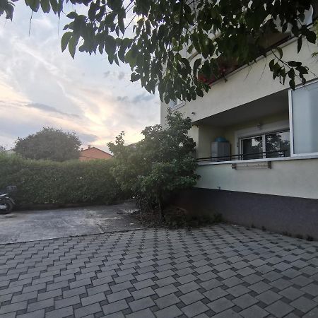 Nice Sunny Apartment Pula Zewnętrze zdjęcie